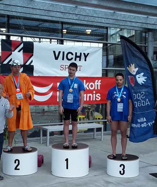 Ilian Hernandez 3eme 50m nage libre au championnat de France 2022-2023 para-natation à Vichy